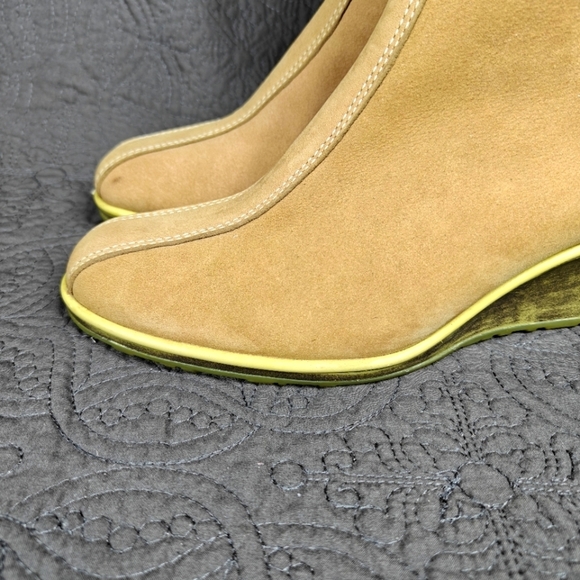 Timberland Wedge Boots Womens Tan Suede Zipper Pull On Women's Leather Boots 7M - Picture 4 of 12